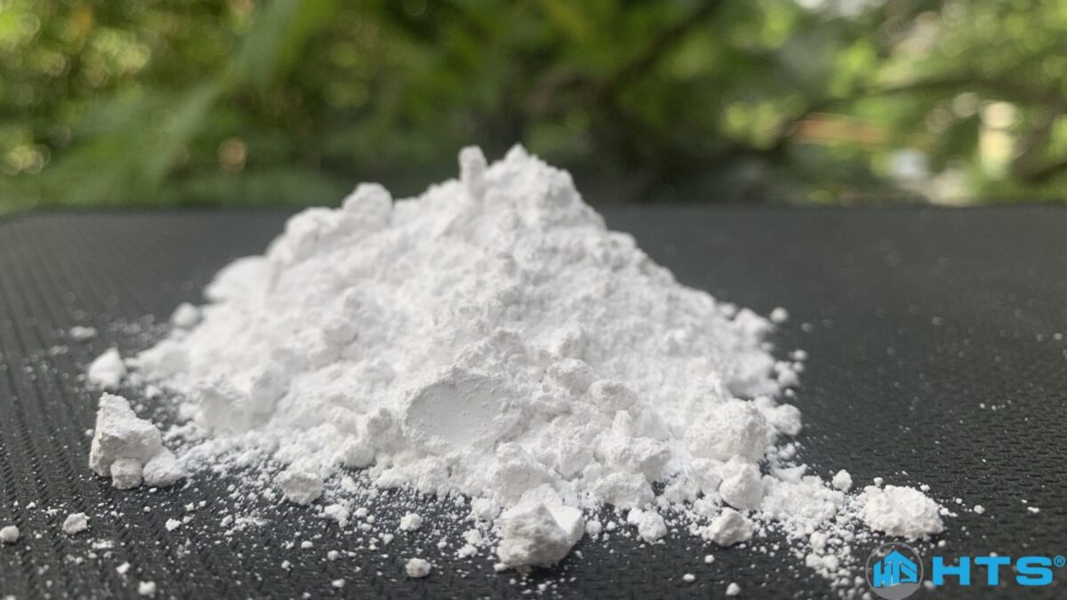 Hình ảnh mô tả các lợi ích khi sử dụng phụ gia tăng cứng Hardener, giúp tăng độ bền, khả năng chịu lực và chống mài mòn cho bề mặt vật liệu